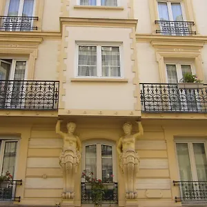 Отель De Nemours Париж