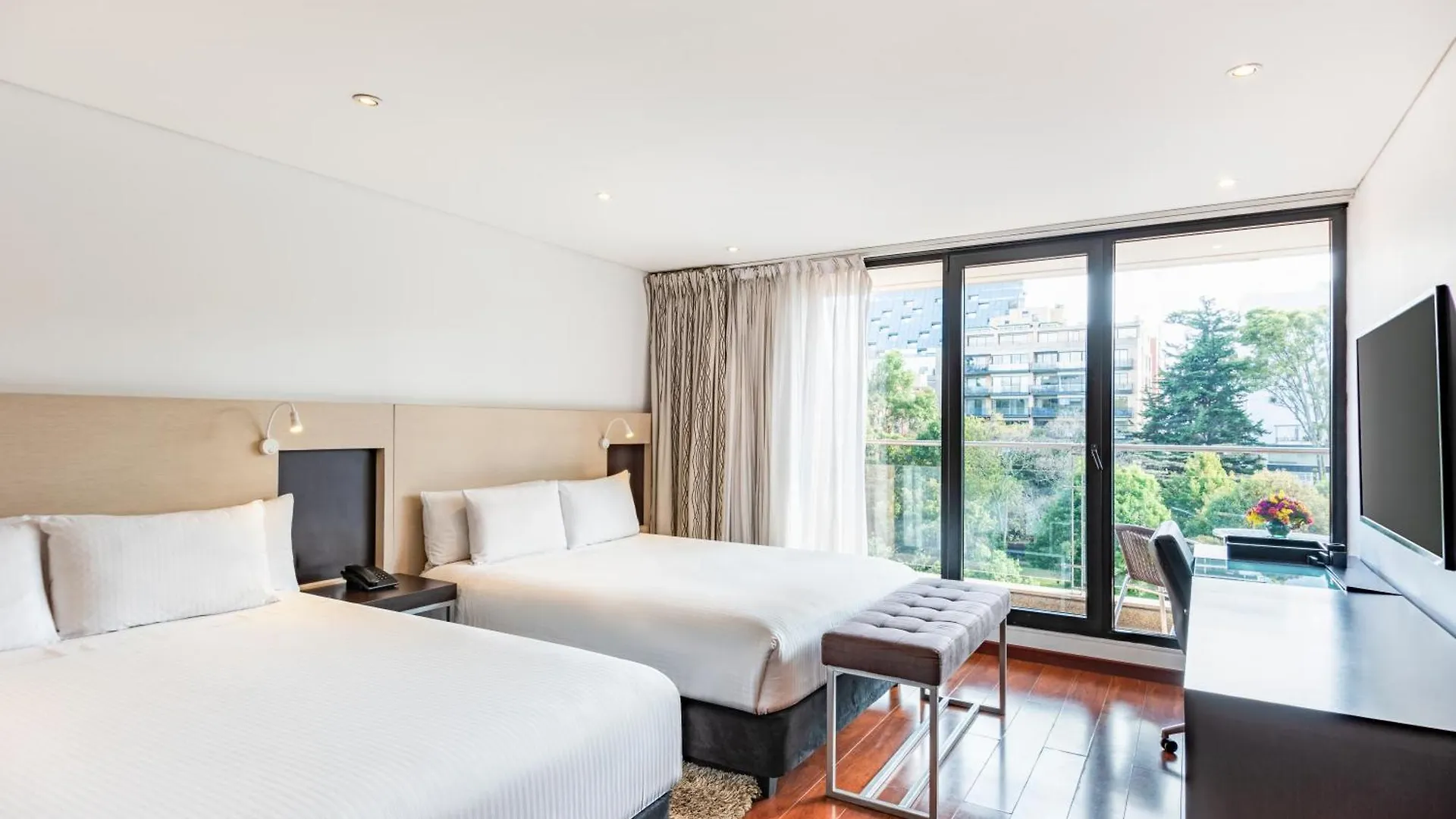 בוגוטה Hotel Jazz Apartments 4*,