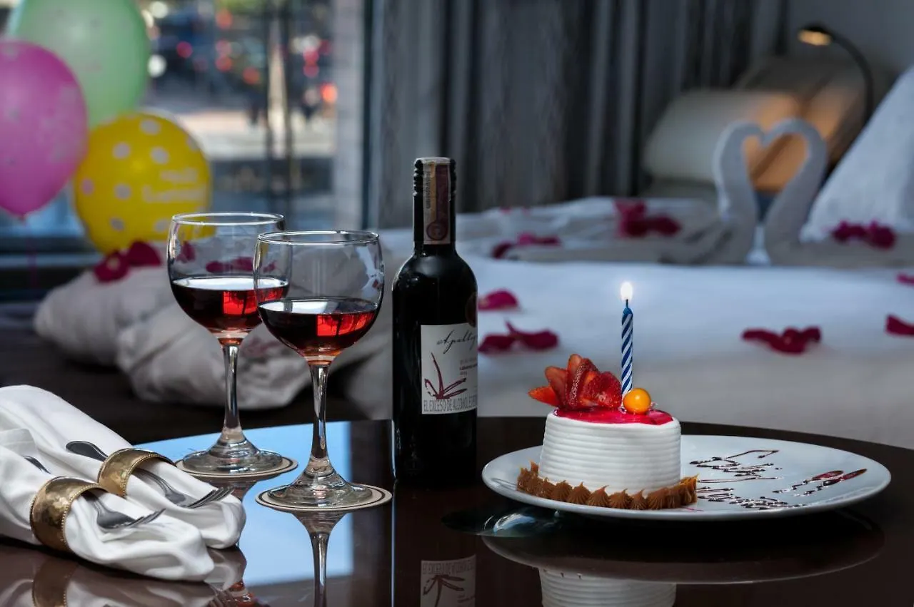 בוגוטה Hotel Jazz Apartments 4*,