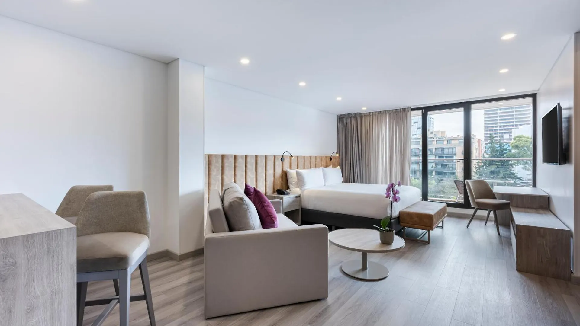 Hotel Jazz Apartments Bogota 4*,